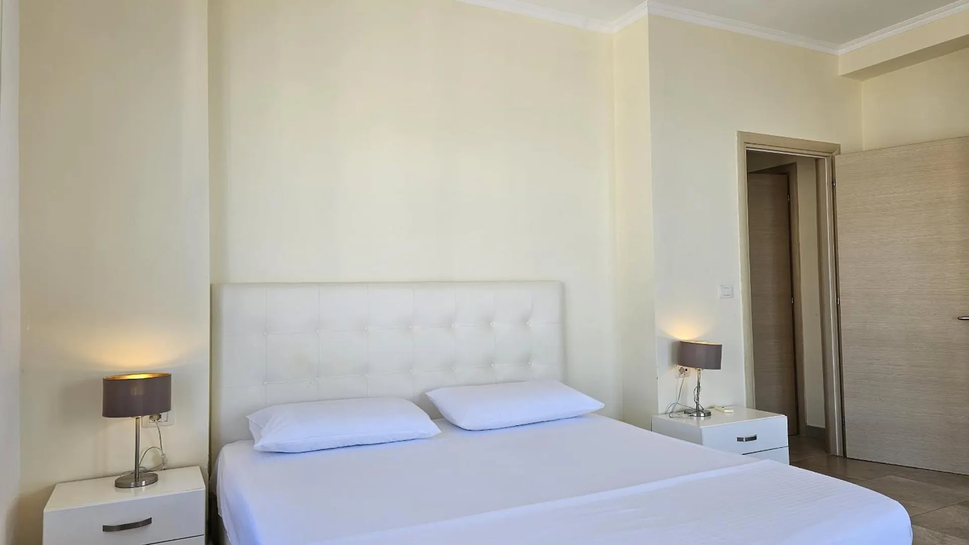 Vincent Apartment Sarande Albania