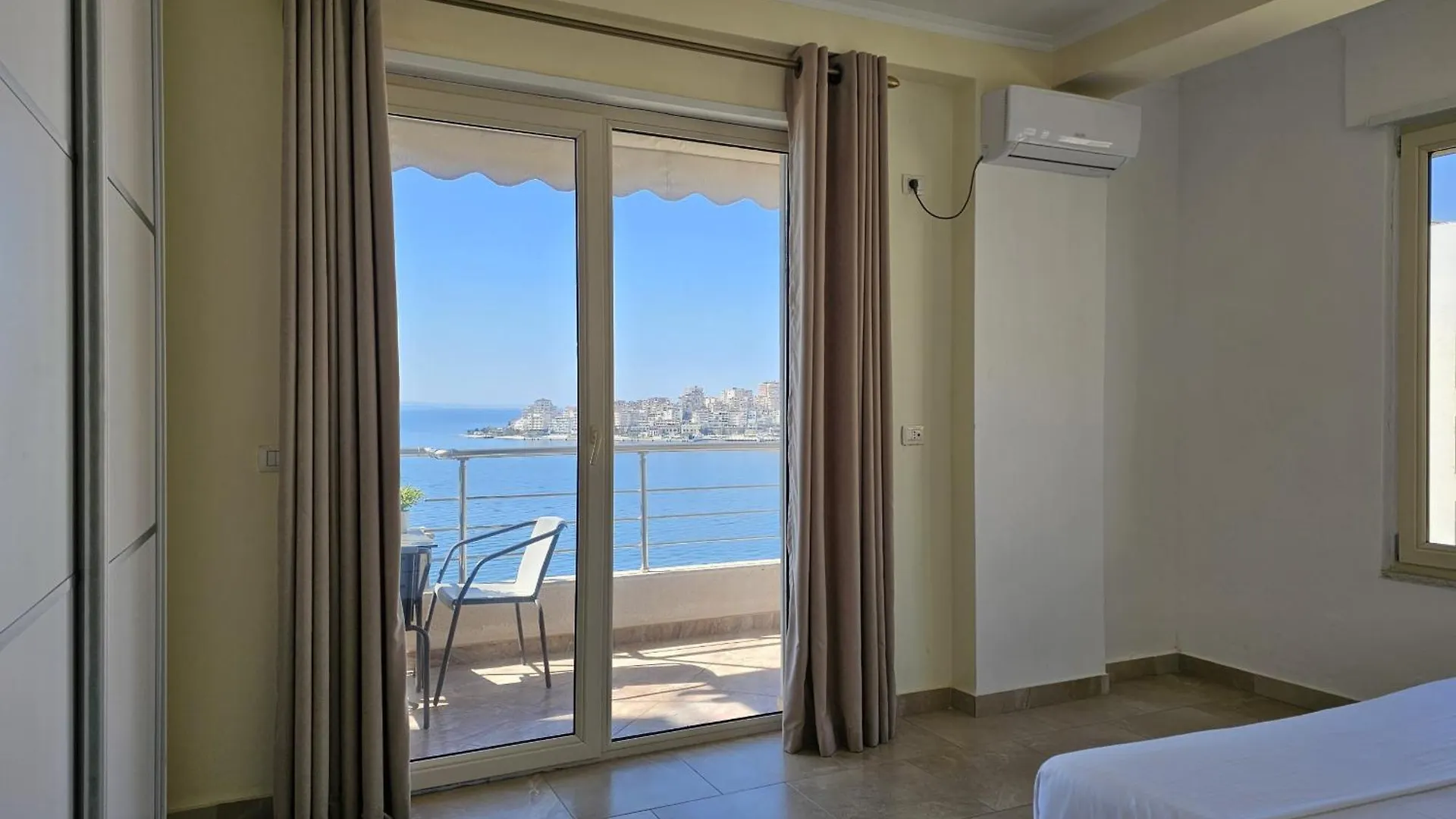 Vincent Apartment Saranda