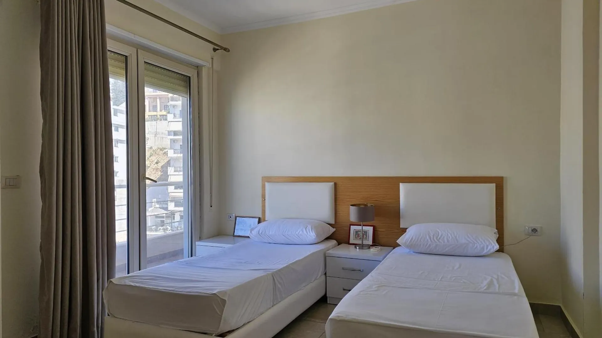 Vincent Apartment Sarande