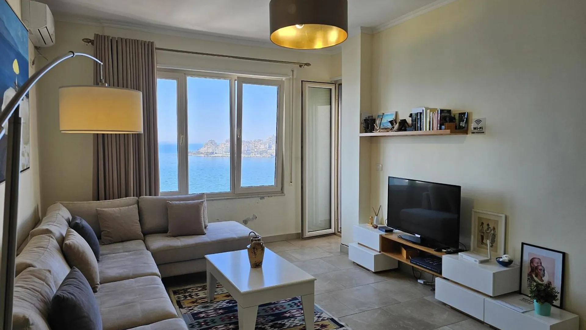Vincent Apartment Sarande 0*,